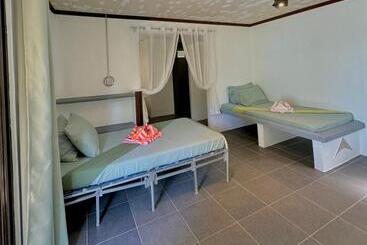 Green Garden Beach Resort, Sipalay