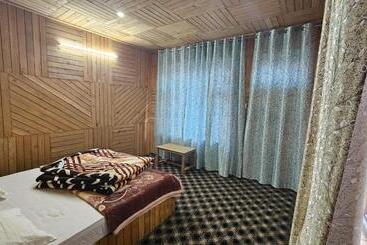 فندق Hillside Hideaway