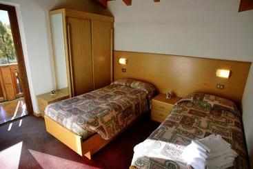 اقامتگاه Beverly Casa Vacanze Appartamento Con Giardino Privato