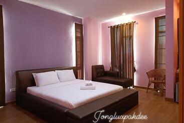 تختخواب و صبحانه ๋jongluxpakdee โรงแรมจงรักษ์พักดี