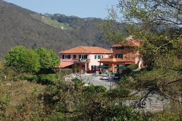 مبيت وإفطار Green Quiet Affittacamere