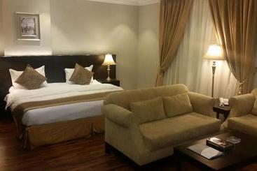 هتل Shamaat Jeddah