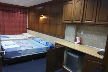 هتل City Residence Shah Alam