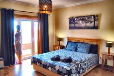 33 Hostel