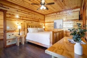קוטג'' Ranger By Avantstay Huge Smokies Cabin W/ Pool
