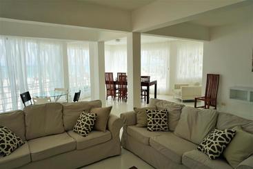 تختخواب و صبحانه Oreuga Apartahotel Boutique