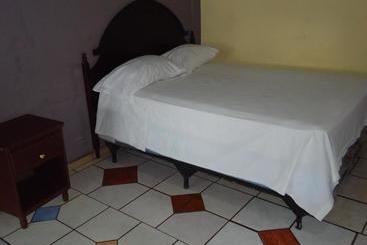 هتل Los Andes Tegucigalpa