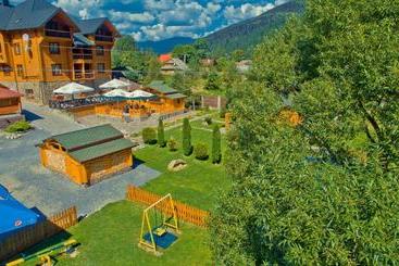 هتل Forest House