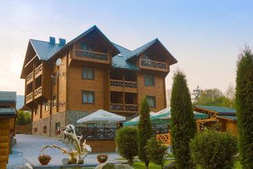 هتل Forest House