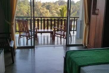 هتل Lotus Villa Holiday Resort