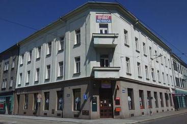 هتل Hostel Moravia Ostrava