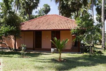 استراحتگاه Nilaveli Ayurveda Center