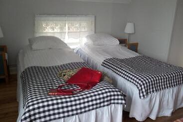 تختخواب و صبحانه Brunnsta Gård