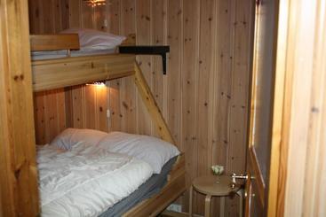 تختخواب و صبحانه Tynset Rom & Camping