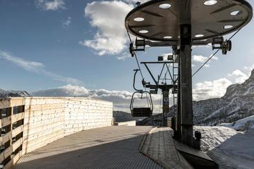 هتل Skarsnuten Mountain Resort & Spa
