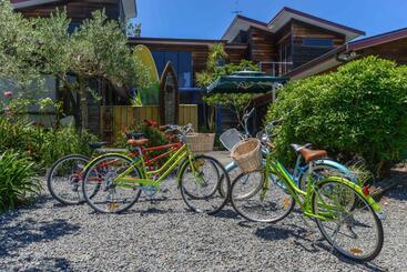 Absolute Beachfront B&b