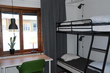 هاستل Storstrand Kursgård