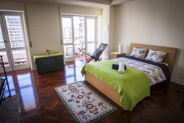 تختخواب و صبحانه Autentik Guest House