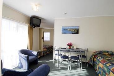 Pania Lodge Motel