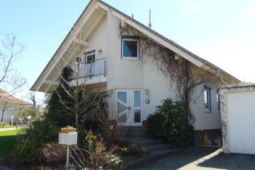 ベッドアンドブレックファースト Haus Erika Am Weg