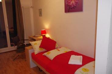 هتل Albergo Cardada