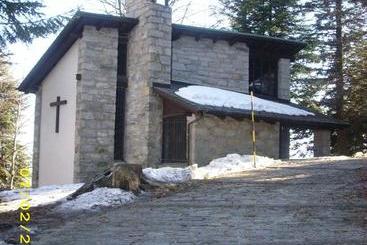 هتل Albergo Cardada