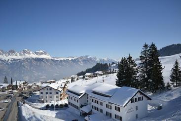 هتل Cristal Flumserberg