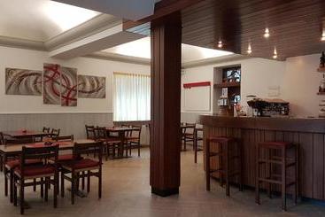 هتل Osteria Belvedere