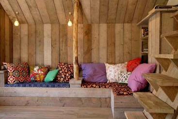 تختخواب و صبحانه In De Aap   Appartementen & Guesthouse