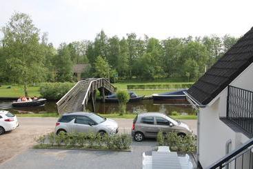 هتل Giethoorn