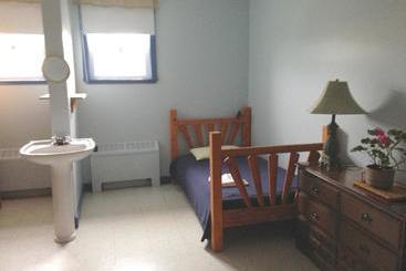 هاستل Auberge De Douglastown