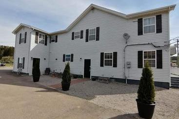 تختخواب و صبحانه Captain's Inn