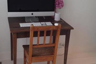 تختخواب و صبحانه Miauw Suites, Canal View City Centre