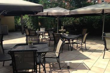 هتل Restaurant Rodenbach