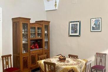 住宿加早餐  Palazzo Prence