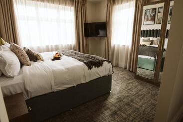 The Hillbrook Hotel & Spa   Sherborne