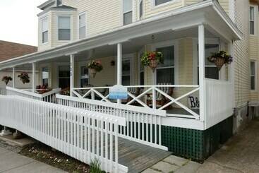 Bed and Breakfast At The Harbourfront