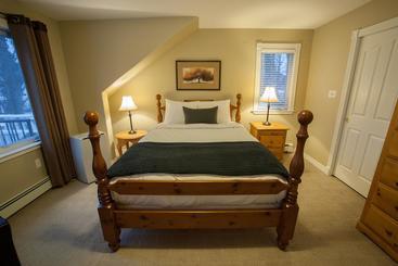 تختخواب و صبحانه The Hillhurst Inn