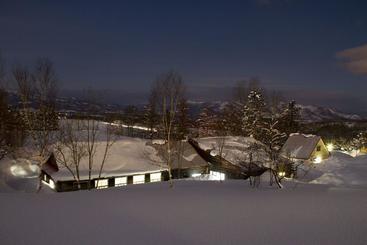 Karimpani Niseko Fujiyama  Hostel