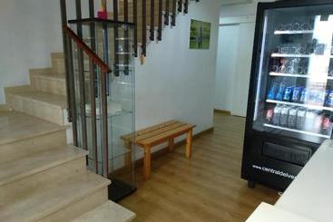 Hostel & Gym Relise   Albergue Juvenil