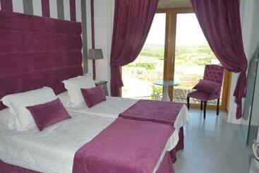 فندق Los Calaos De Briones