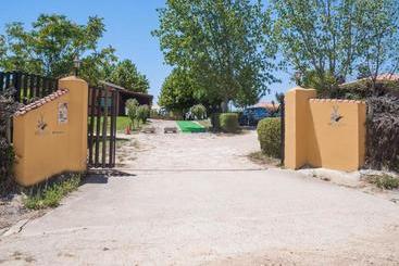 هتل Rural La Yagona