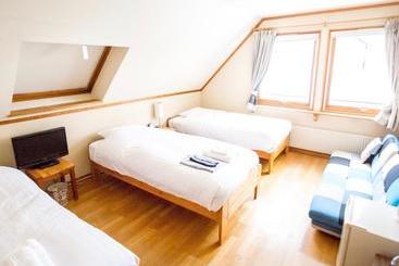 هتل Rusutsu Lodges Pension Lilla Huset