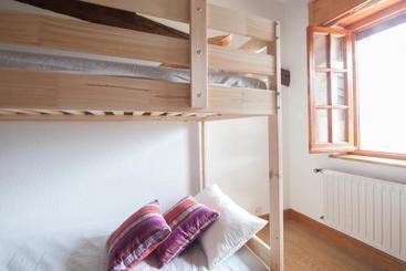 Moana Surf Hostel