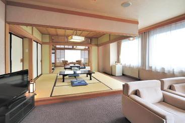 Echigo Yuzawa Onsen Sakura Tei Ryokan
