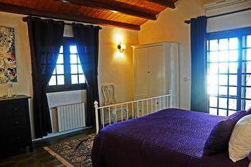 Casa Del Artista Bed & Breakfast