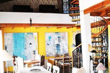Casa Del Artista Bed & Breakfast