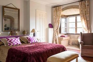 هتل Pazo De Bentraces