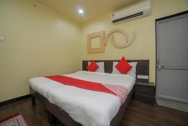 تختخواب و صبحانه Gayatri Inn Annex