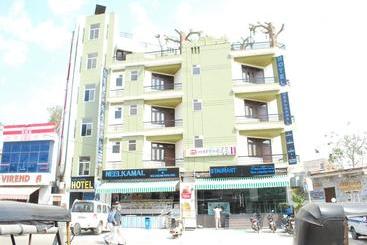 هتل Neelkamal